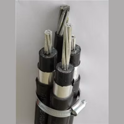 Conducteur en aluminium PE/XLPE/isolation PVC alimentation électrique torsadée service aérien électrique câble ABC de baisse